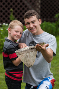 catching frogs nature 